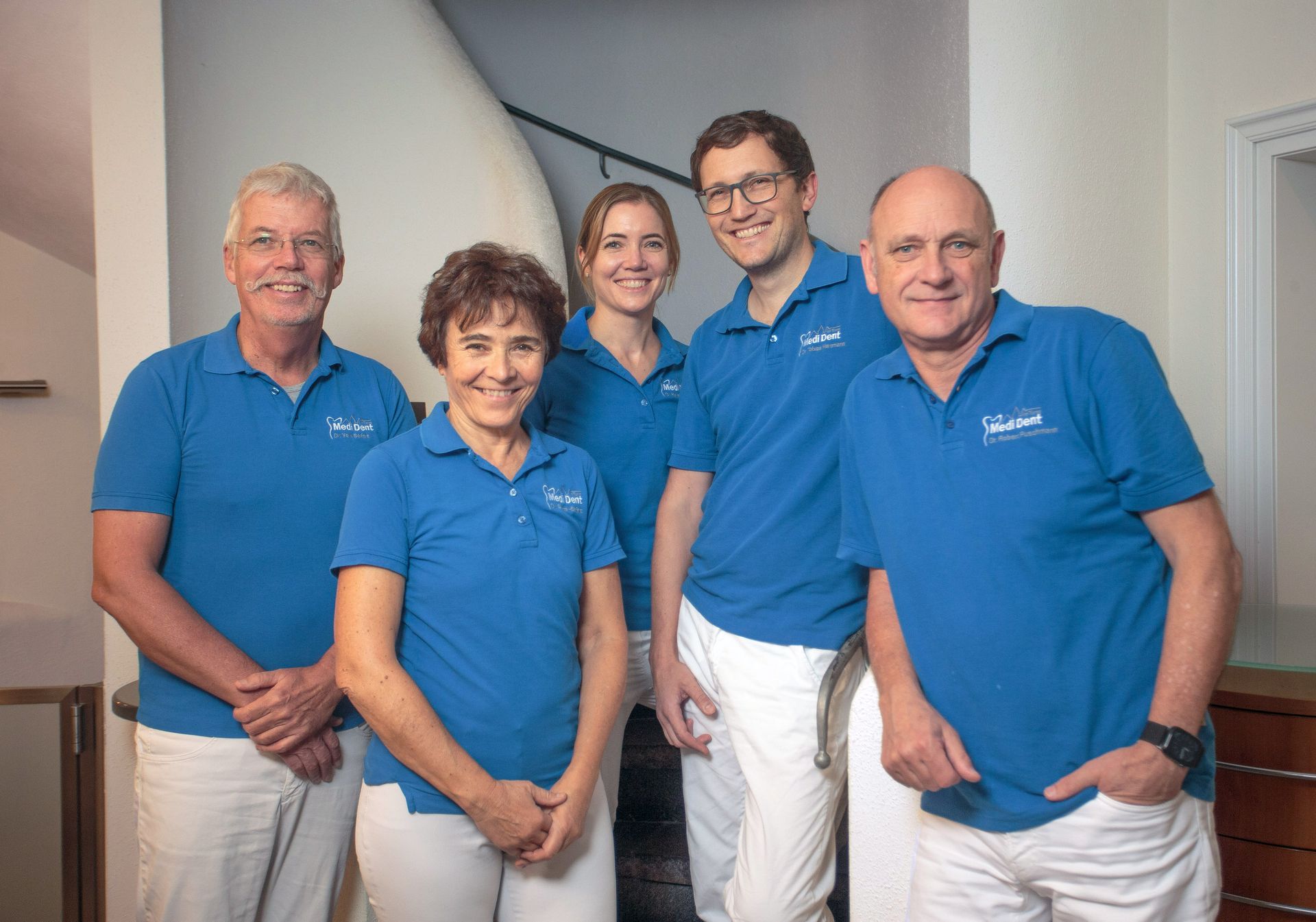 Ärzte-Team der Zahnarztpraxis MediDent im Turm in Ingolstadt