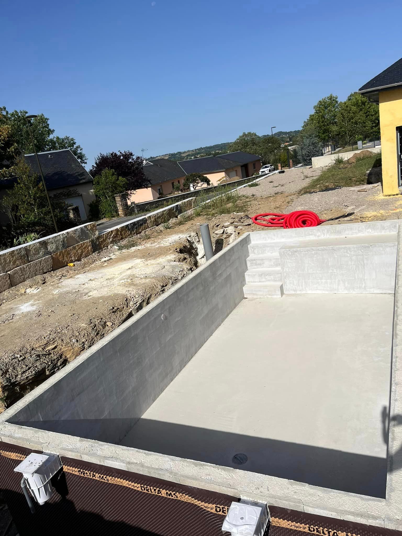 Piscine béton