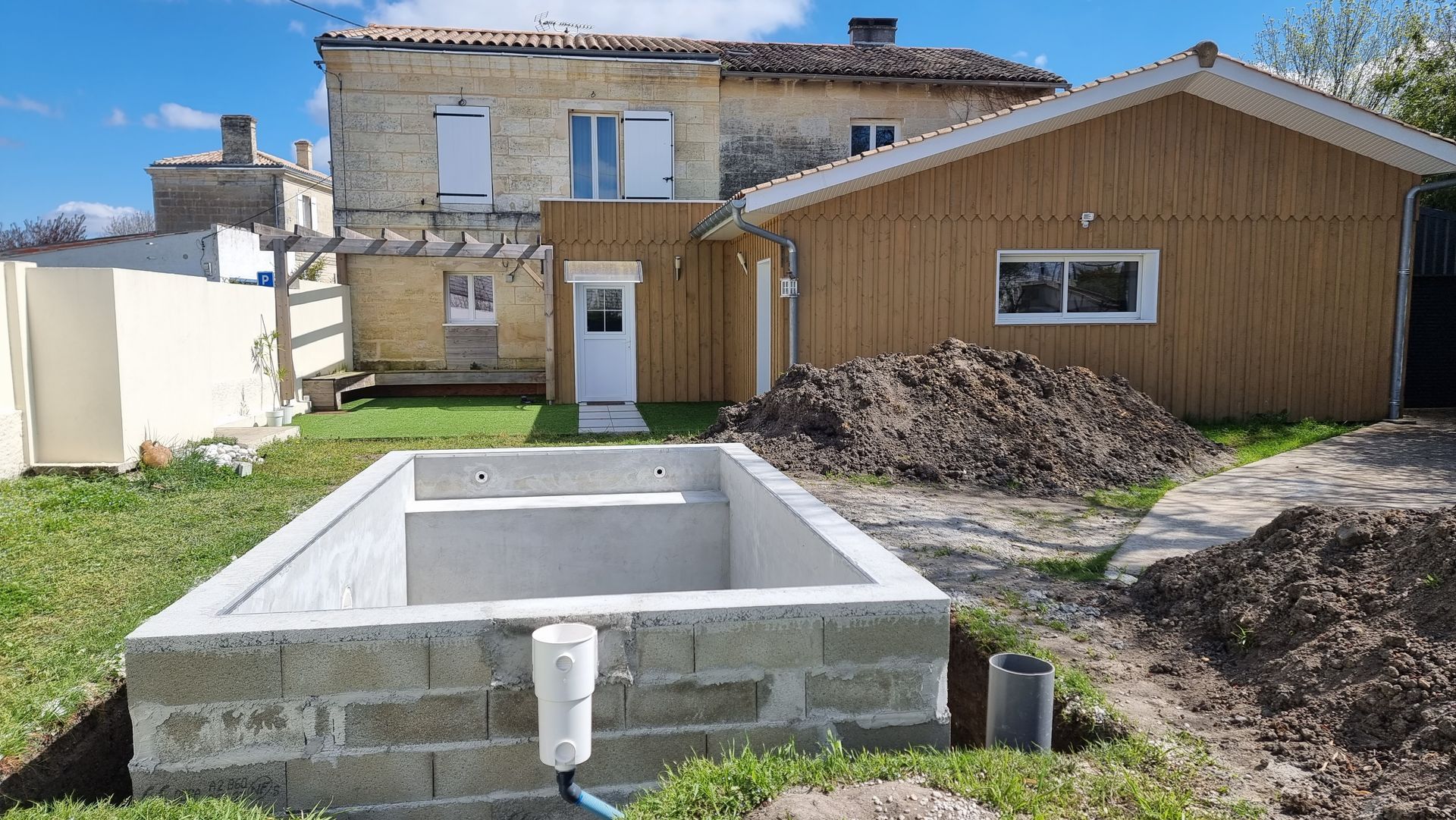 Vers la page Construction