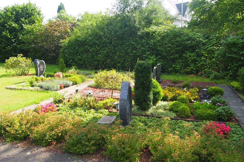 Ev. Friedhof an der Oerlinghauser Straße Einzelgräber