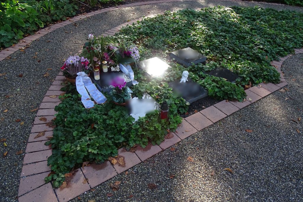 Kommunalfriedhof Hövelhof Urnengräber pflegefrei