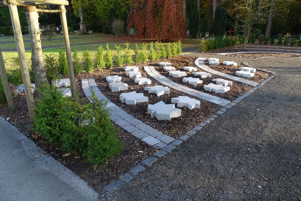 Kommunalfriedhof Stukenbrock Urnengräber