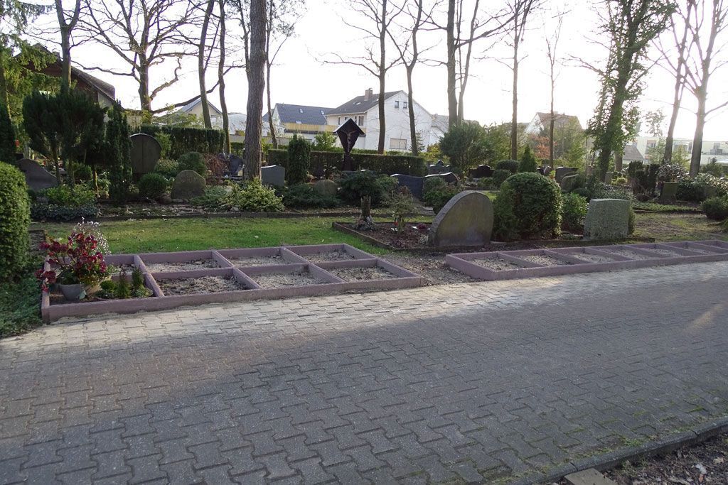 Waldfriedhof Ursula Urnenplätze