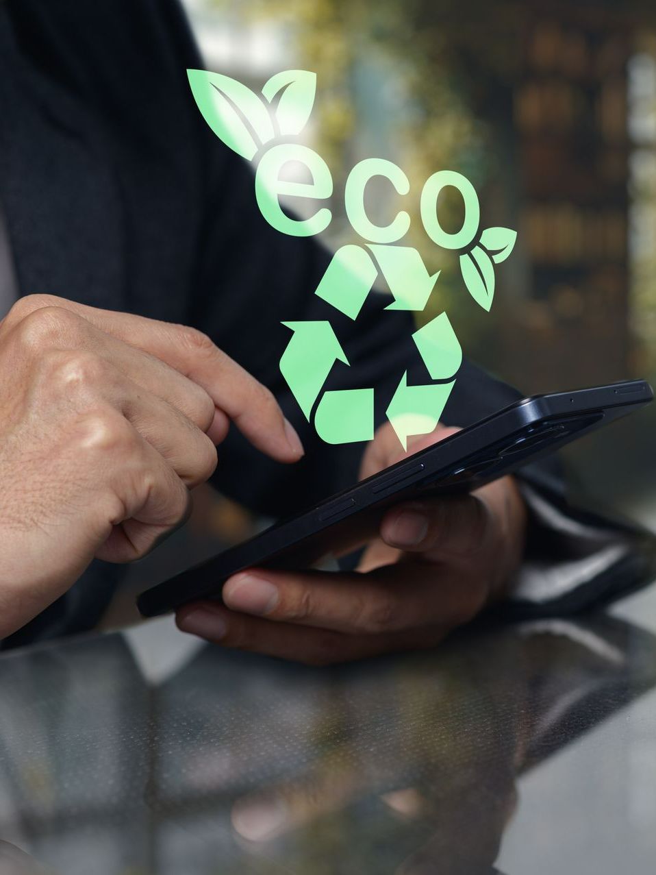 Logo recyclage au-dessus d'un téléphone