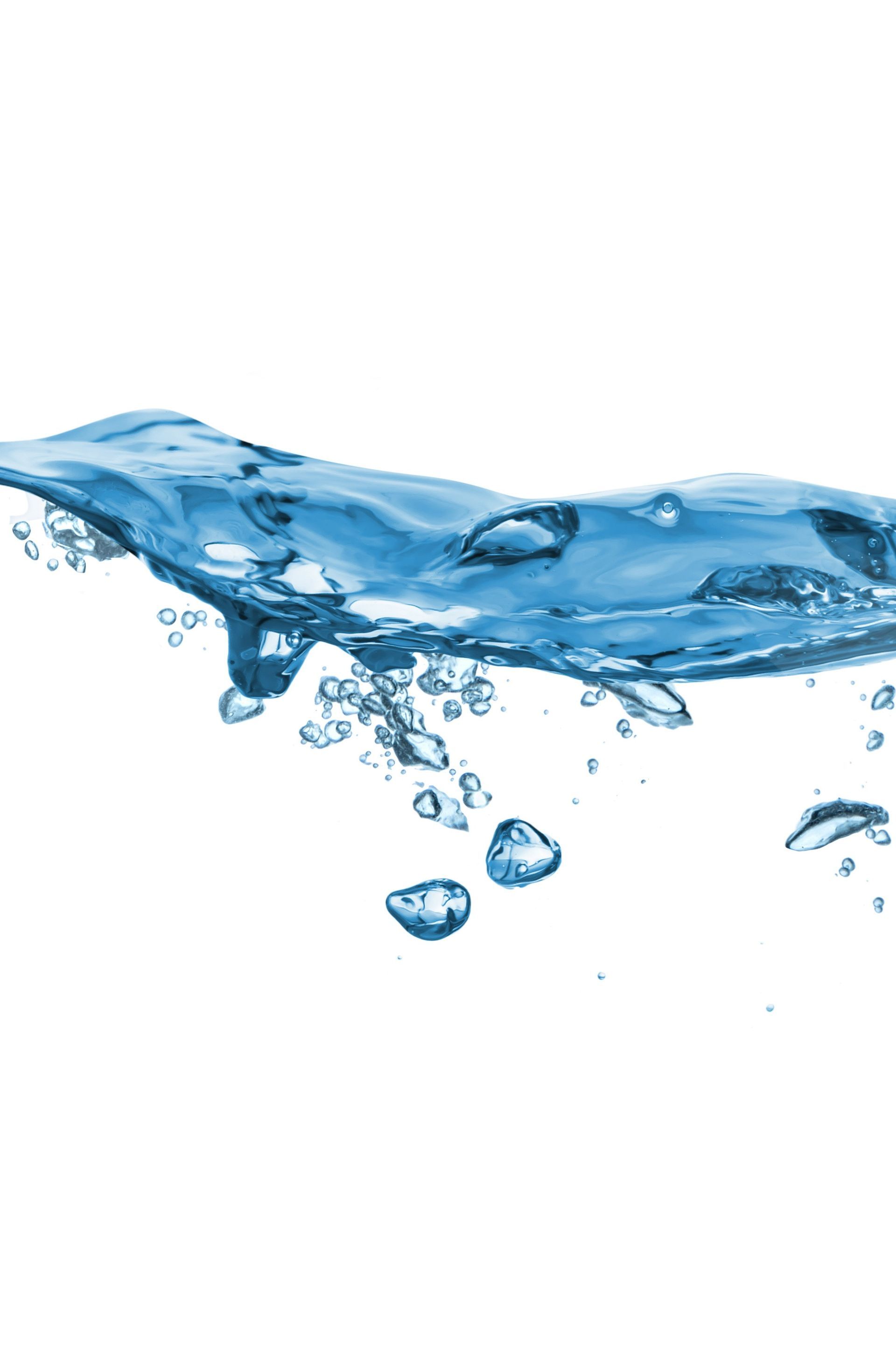 Eau bleue avec des bulles, sur fond blanc.