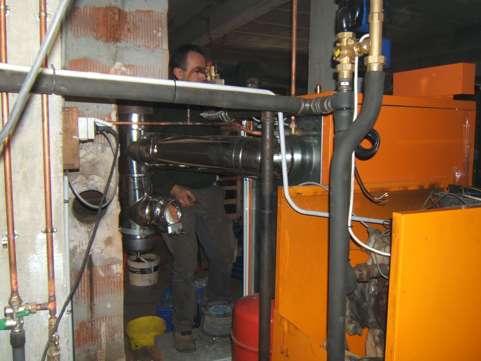 Pose de chaudière par un chauffagiste