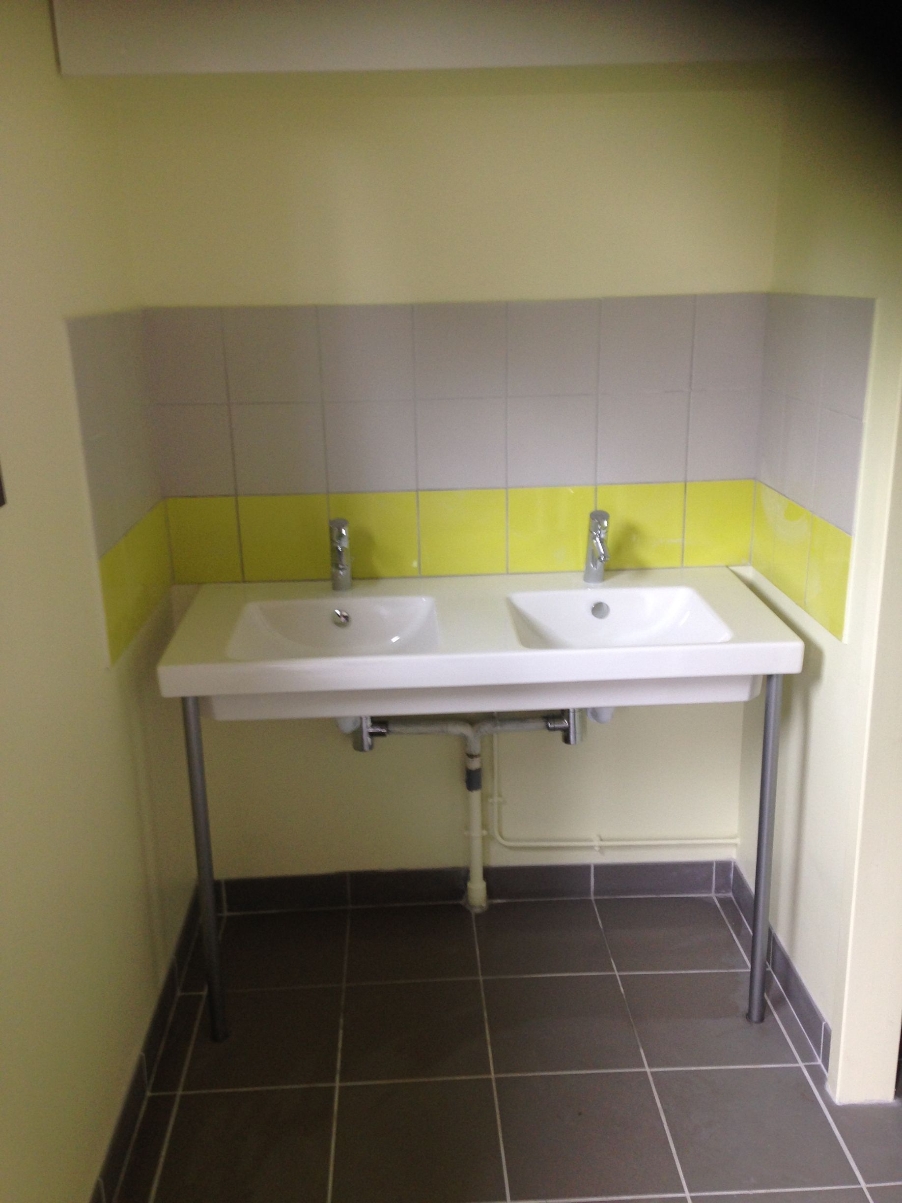 Installation d'une double vasque