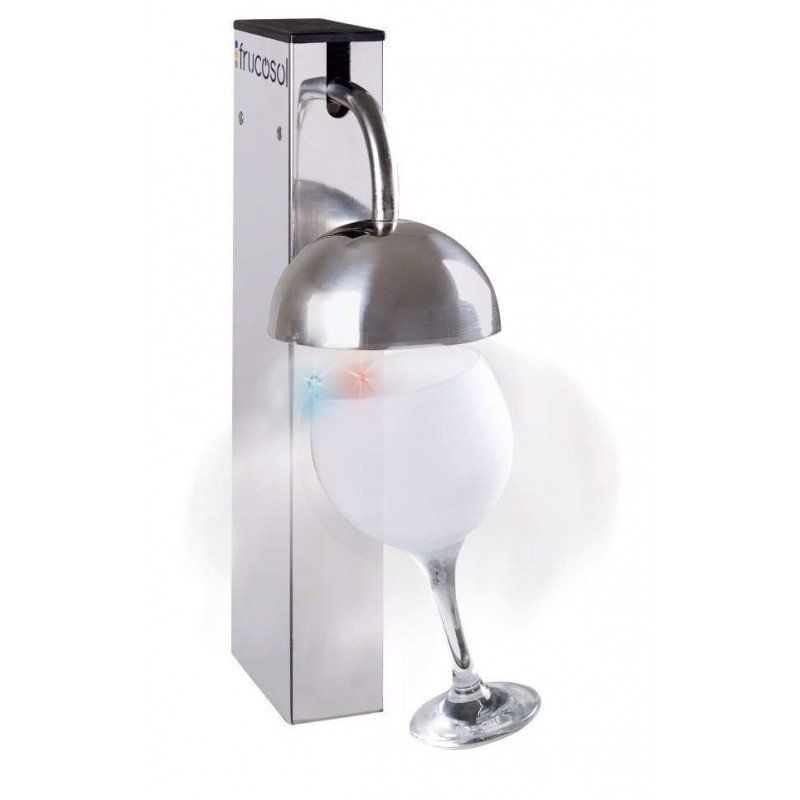Un porta copas de vino de acero inoxidable con una luz incorporada.