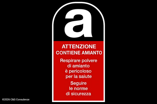 Soffitto piastrellato bianco con fessure scure tra le piastrelle. Un filo luminoso pende dal soffitto.