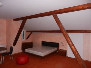 Thorens SA - Chambre à coucher Tradimur et cire