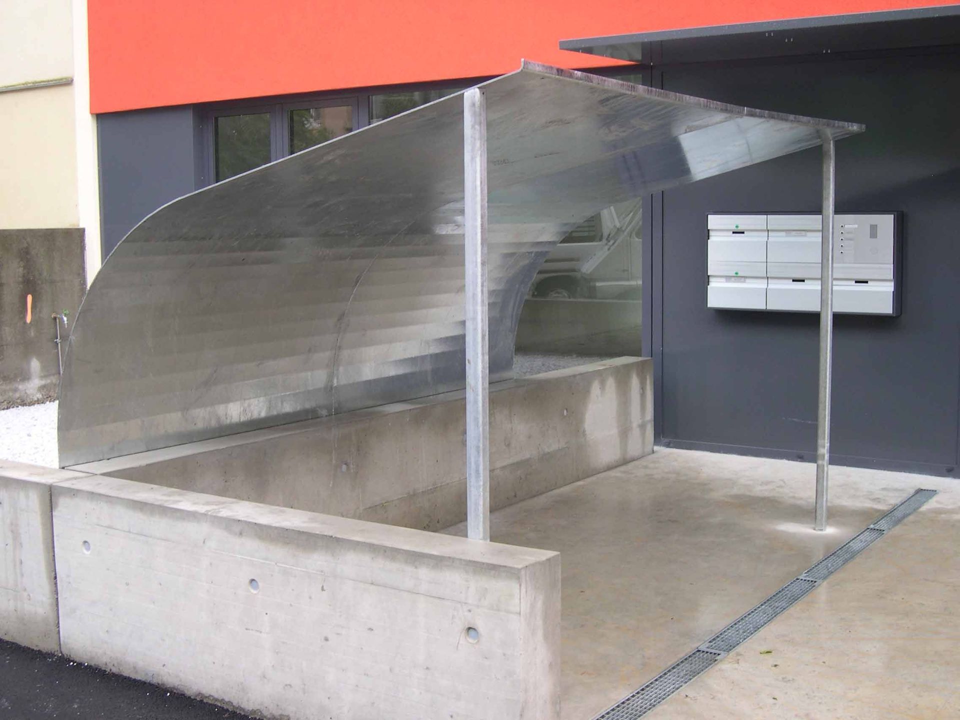 velounterstand - gebrüder meyer - zaunfabrik und schlosserei - münchenstein