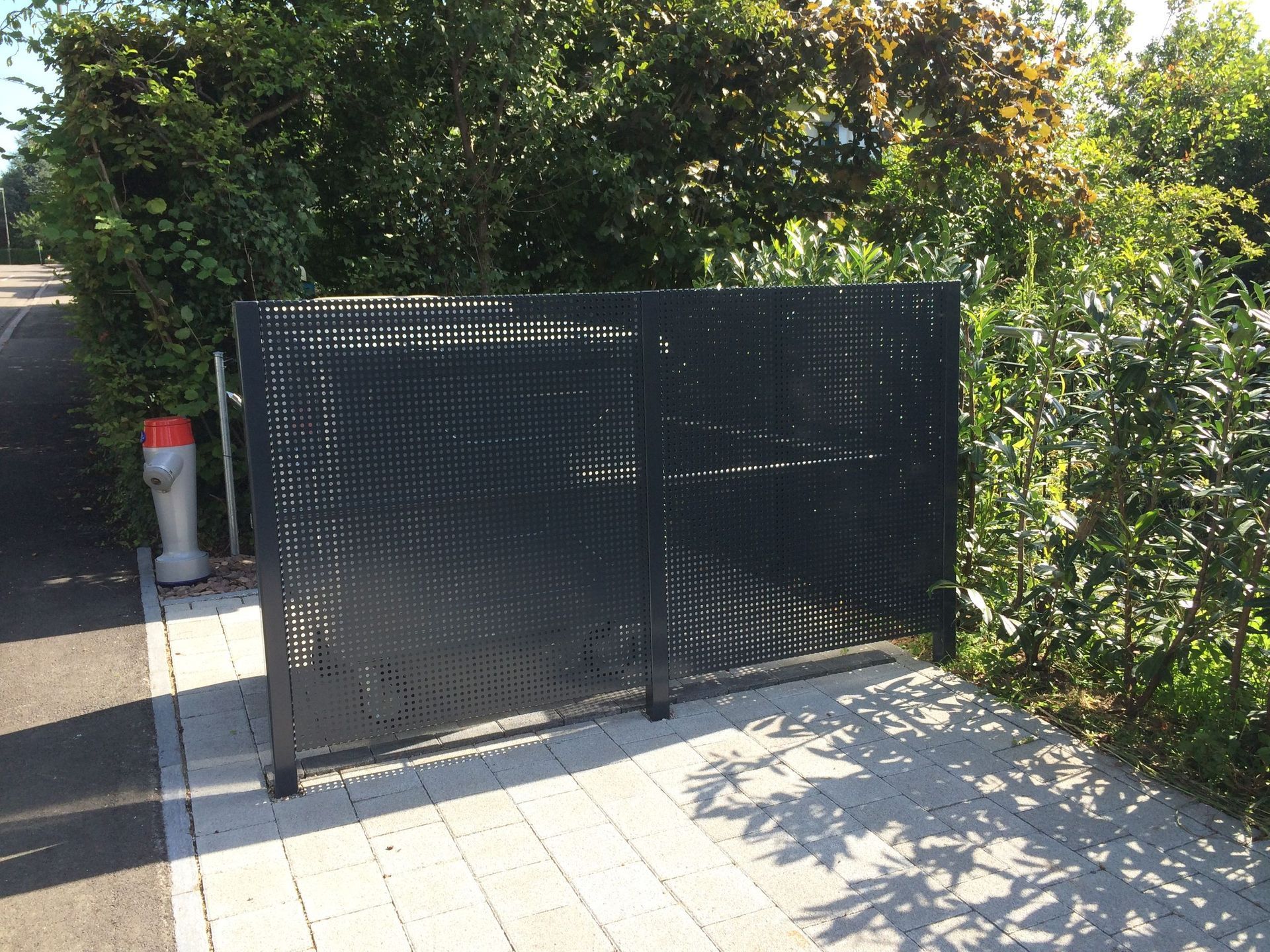 sichtschutz glas - gebrüder meyer - zaunfabrik und schlosserei - münchenstein