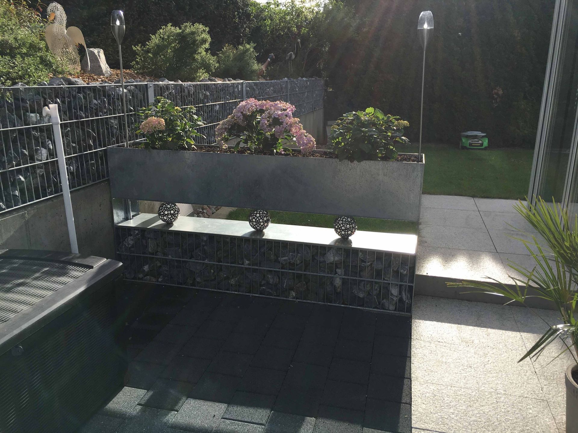 pflanztröge - gebrüder meyer - zaunfabrik und schlosserei - münchenstein