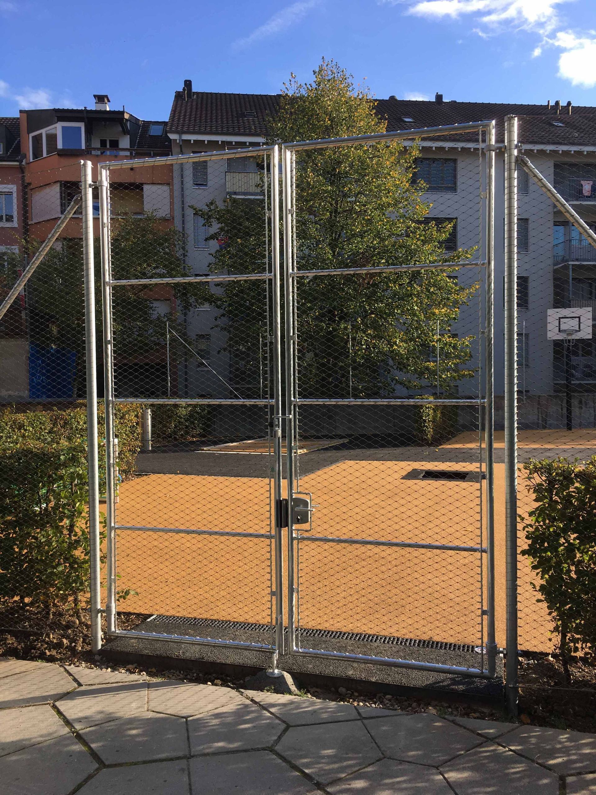 ballfang - gebrüder meyer - zaunfabrik und schlosserei - münchenstein