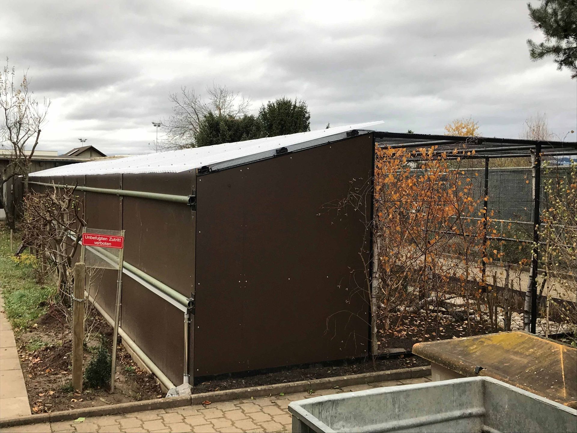 tiergehege - gebrüder meyer - zaunfabrik und schlosserei - münchenstein