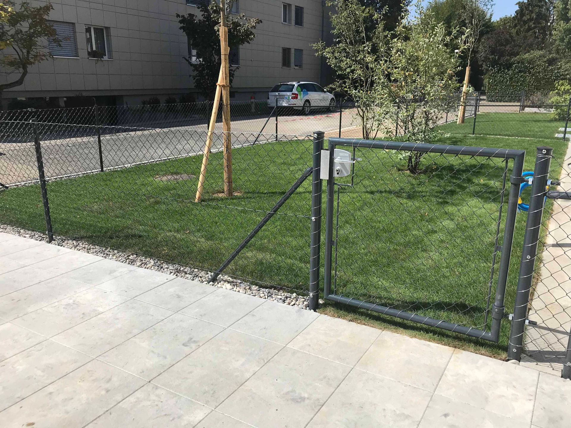 diagonalgeflechtzaun - gebrüder meyer - zaunfabrik und schlosserei - münchenstein