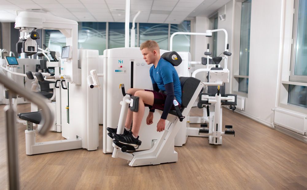 DAVID Rückentraining zur gezielten Stärkung der Rückenstreckmuskulatur. Wissenschaftlich fundiertes Krafttraining mit individueller physiotherapeutischer Betreuung.