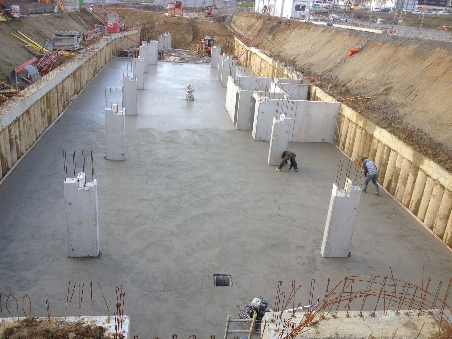 Sous-sol avec fondations spéciales