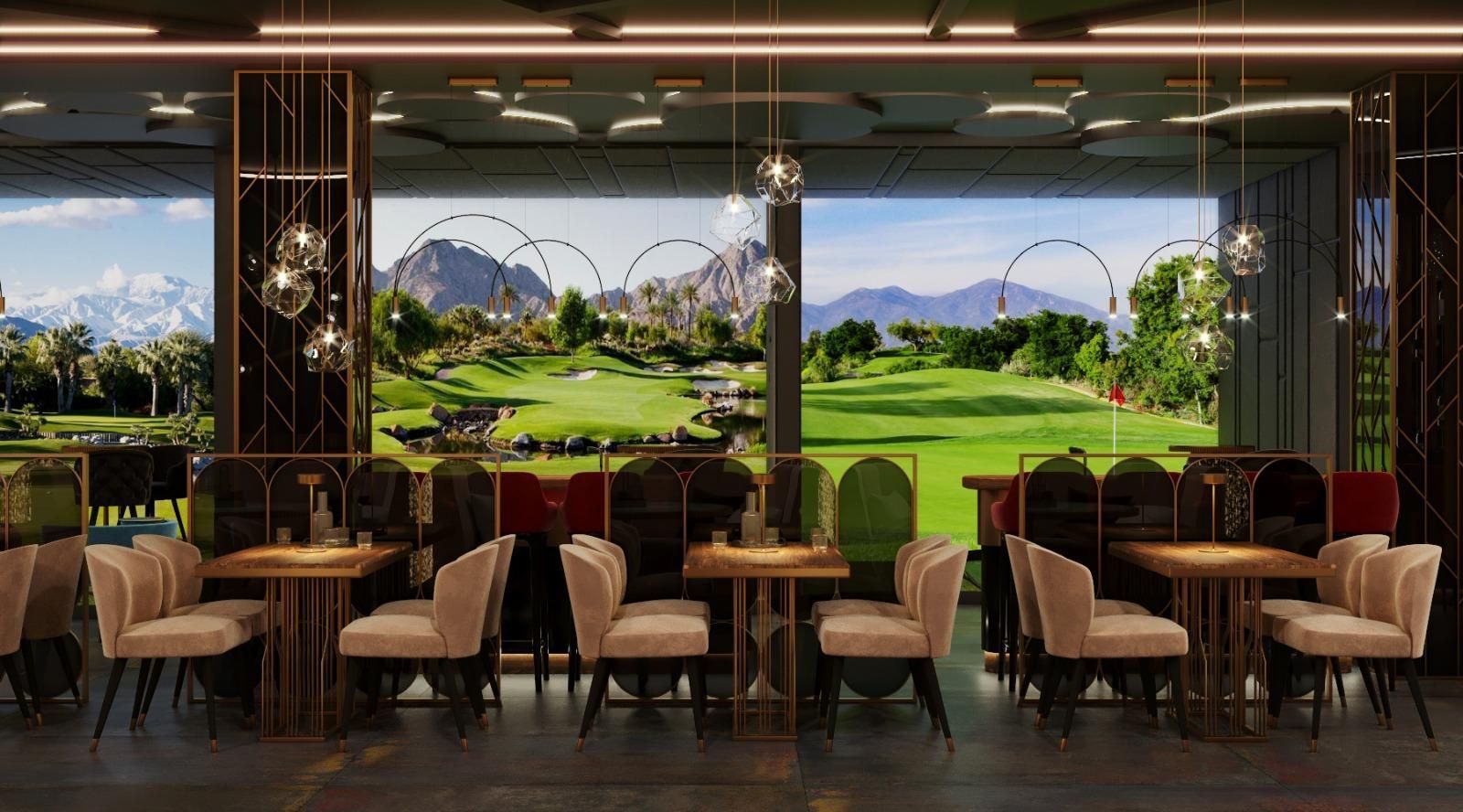 Un restaurante con mesas y sillas y vista a un campo de golf.