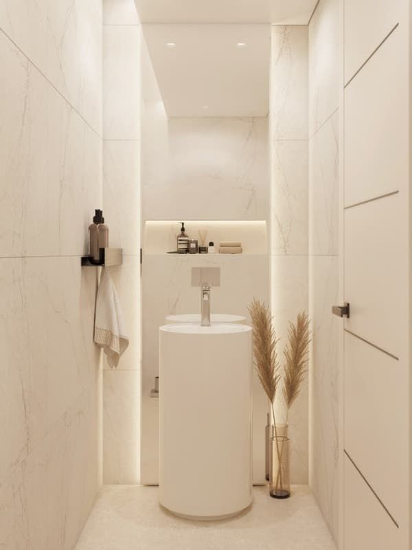 Un baño con lavabo y espejo