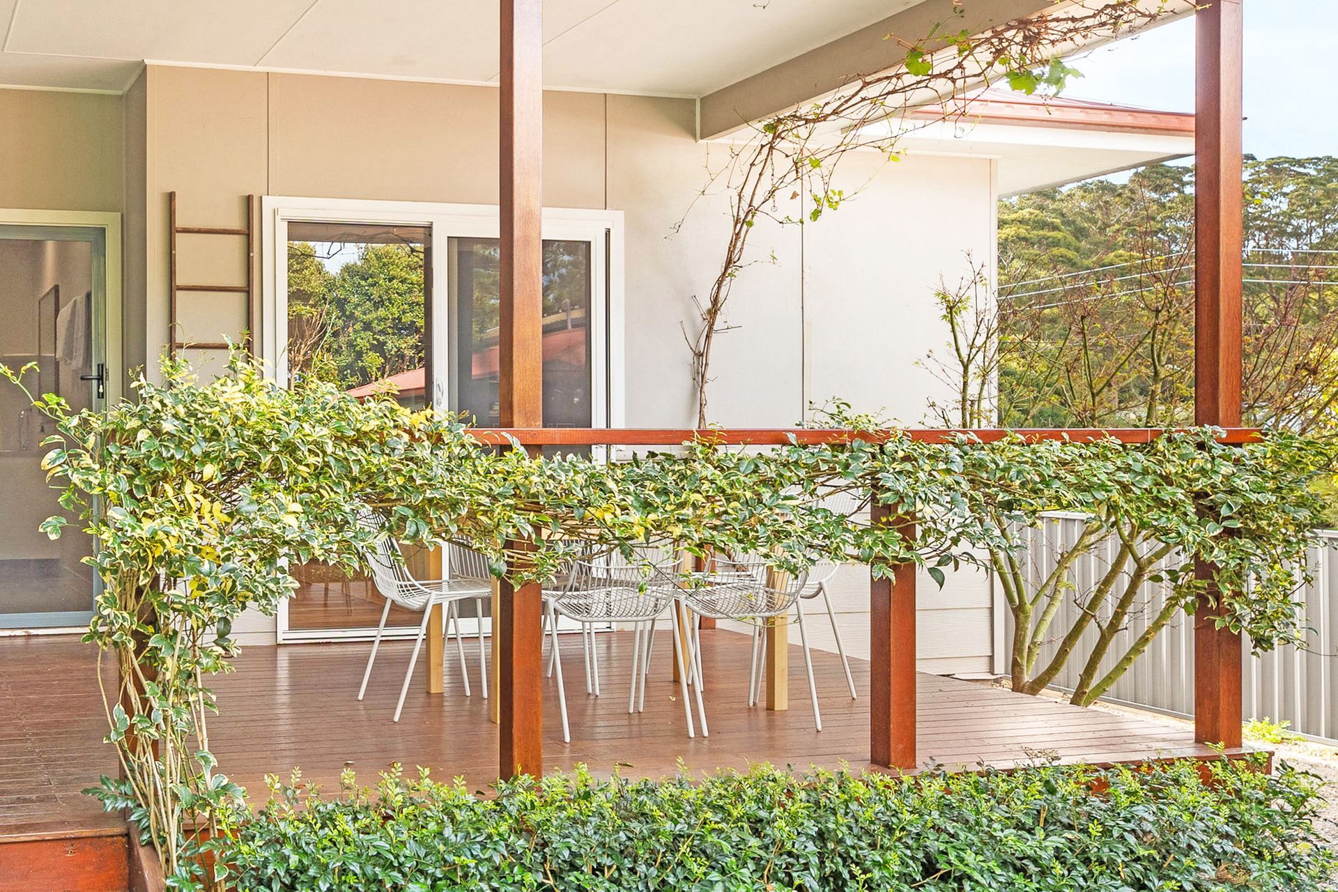 Pet Friendly Nerita @ Tuross Head - back deck