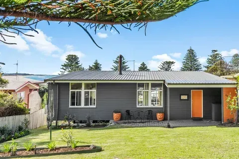 Family-friendly holiday home near the beach at Tuross Head