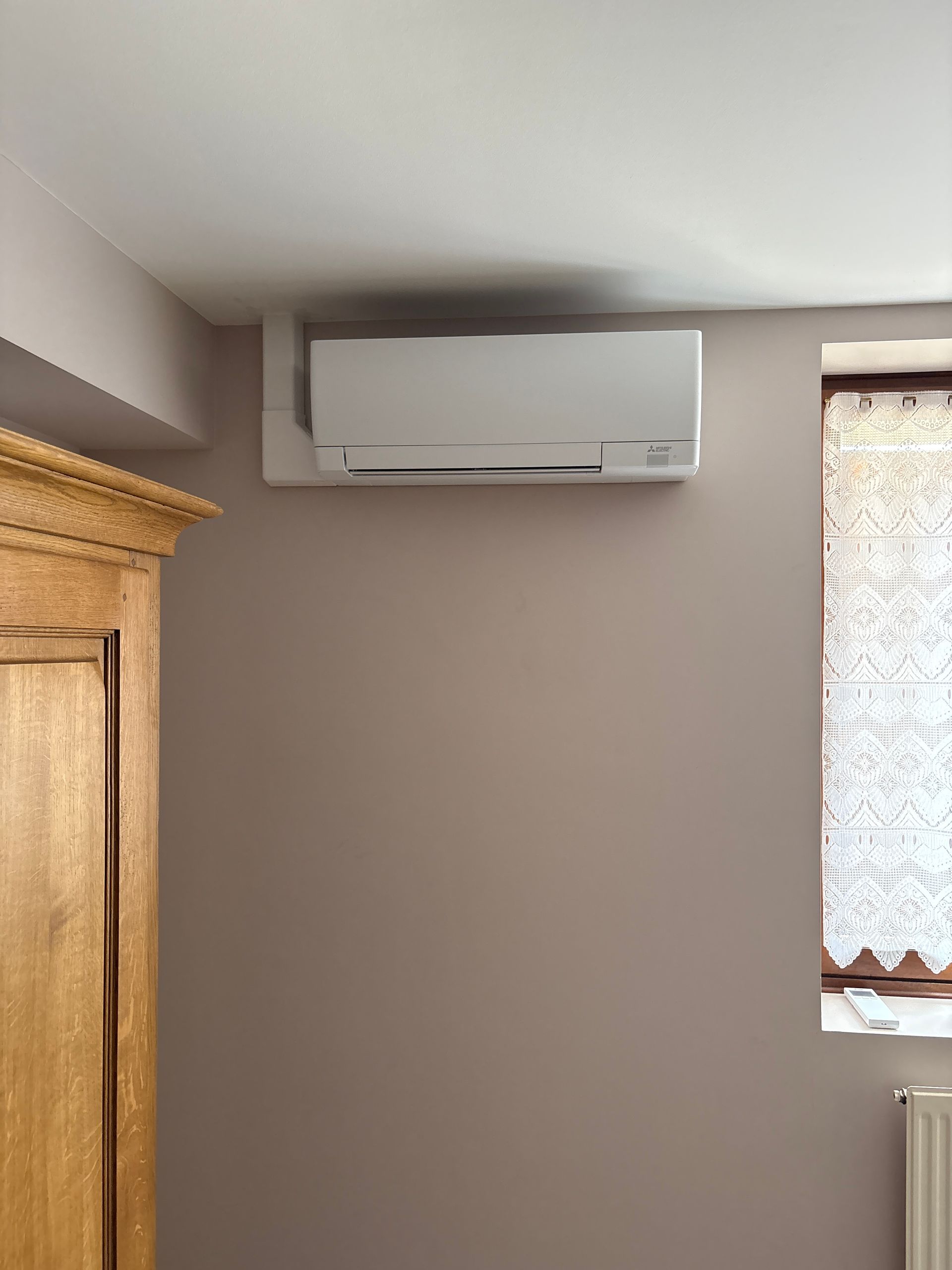 Pose d'une unité intérieure Mitsubishi Electric