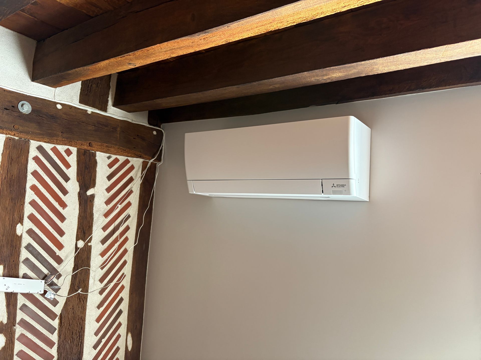 Pose d'une unité intérieure Mitsubishi Electric
