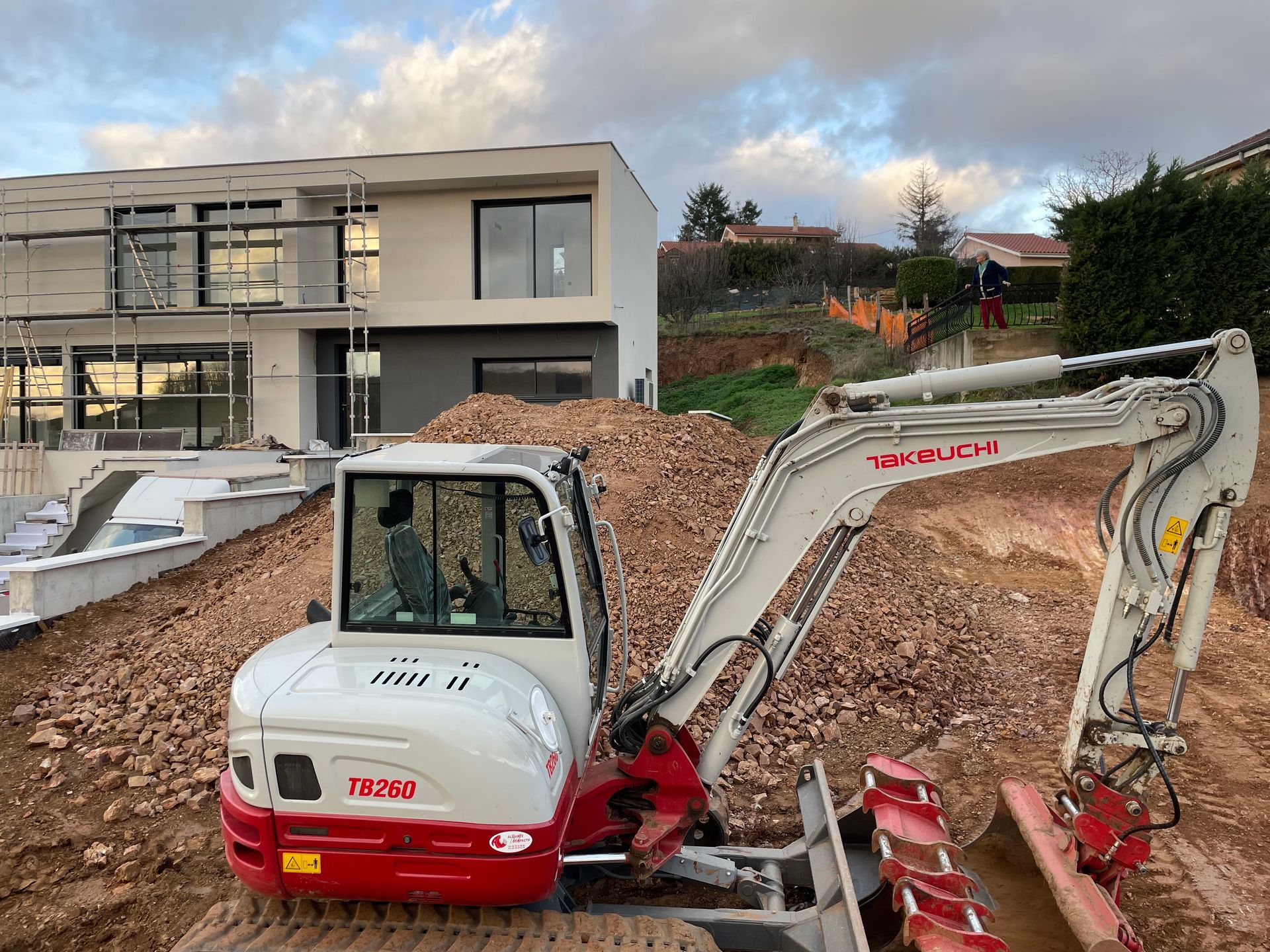 Engin dans un champs