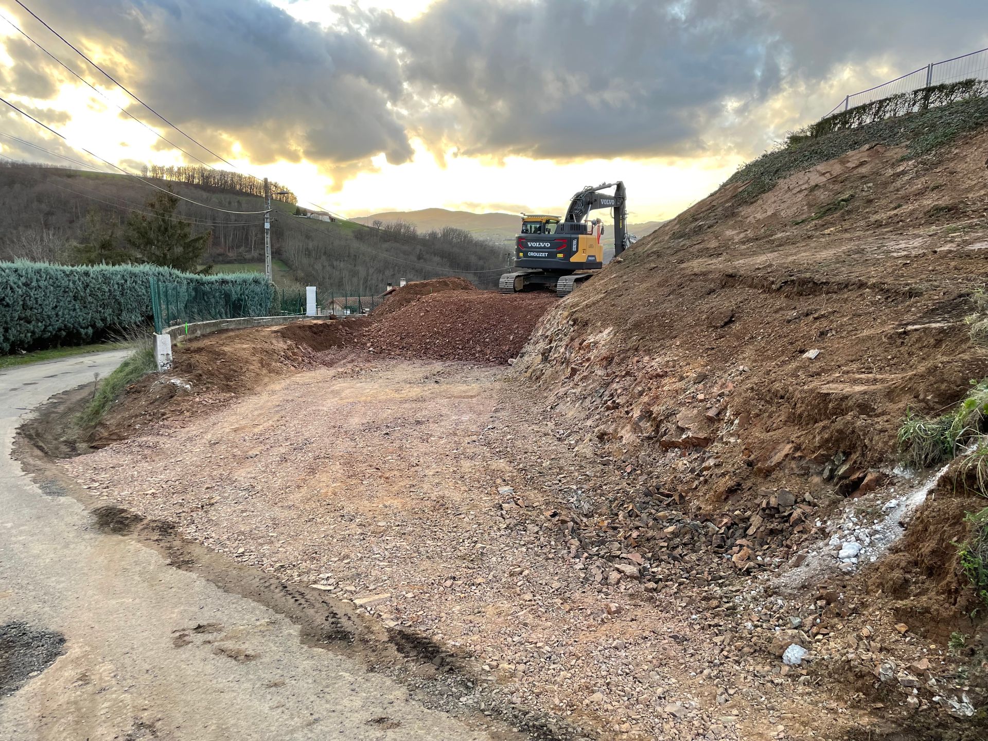 Machine de chantier pour terrassement