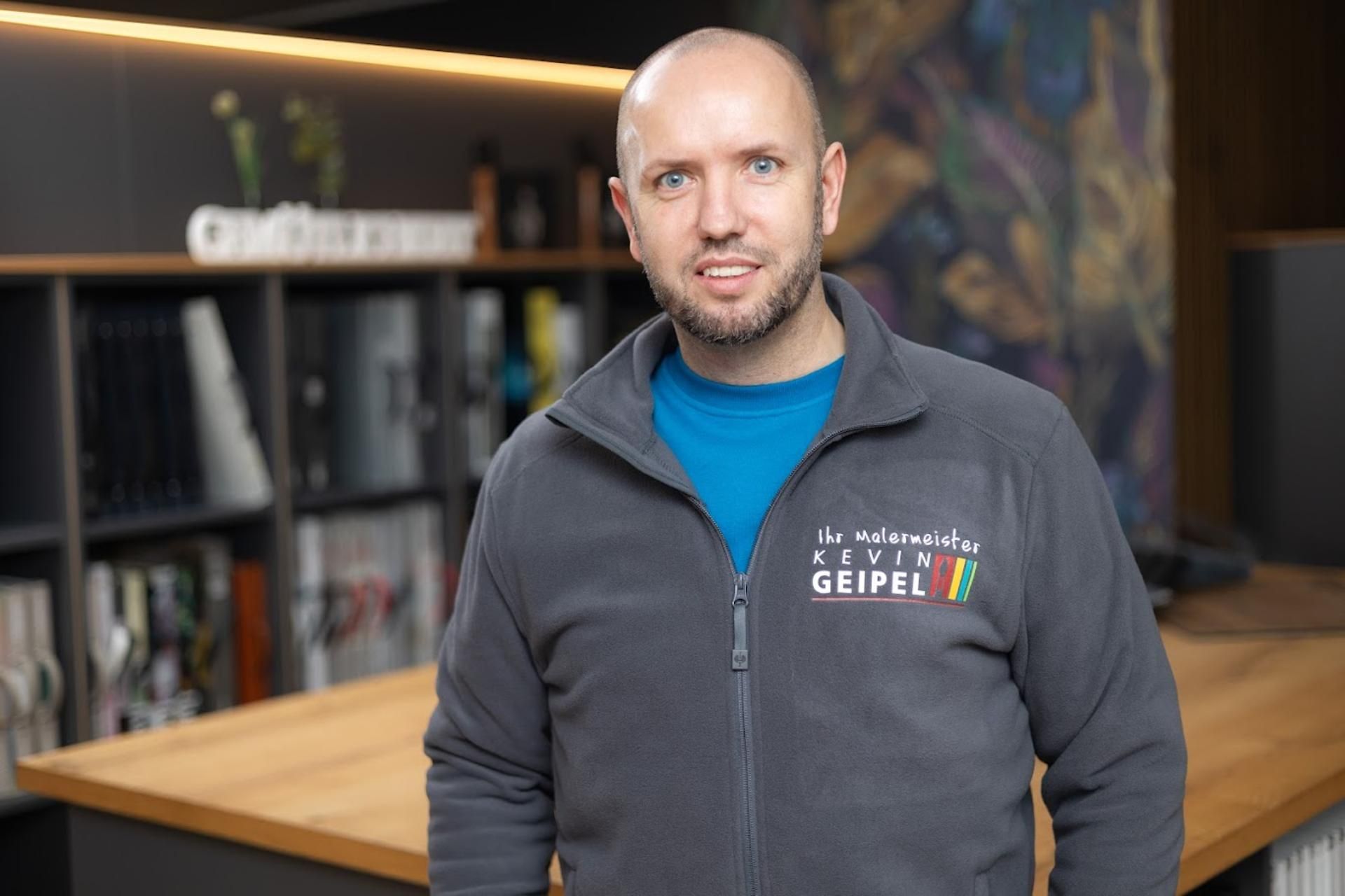 Bild von Geschäftsführer und Malermeister Kevin Geipel