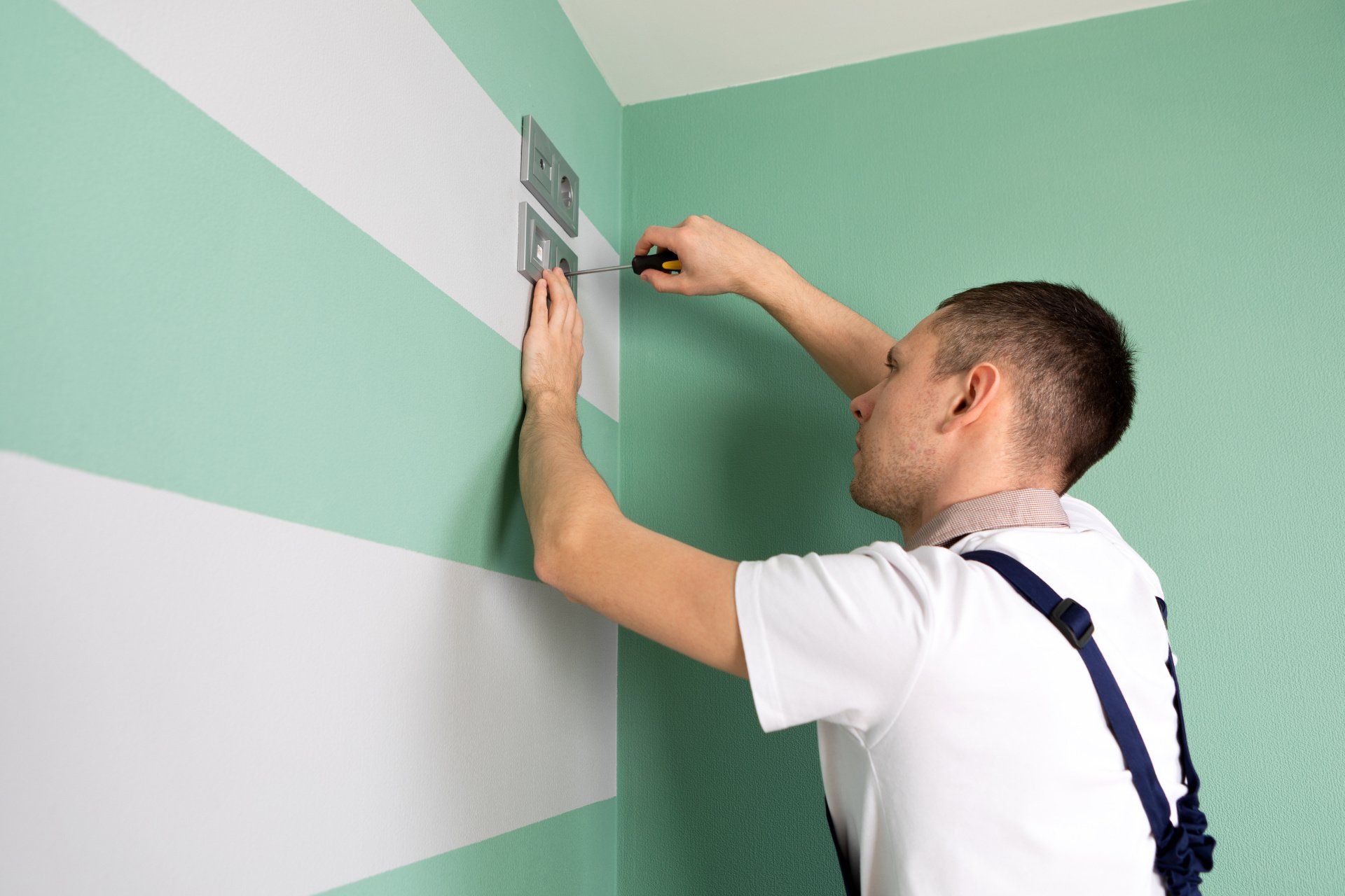 Pose d'une prise électrique