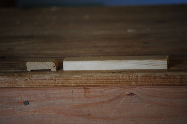 Sileäpintainen puinen lista