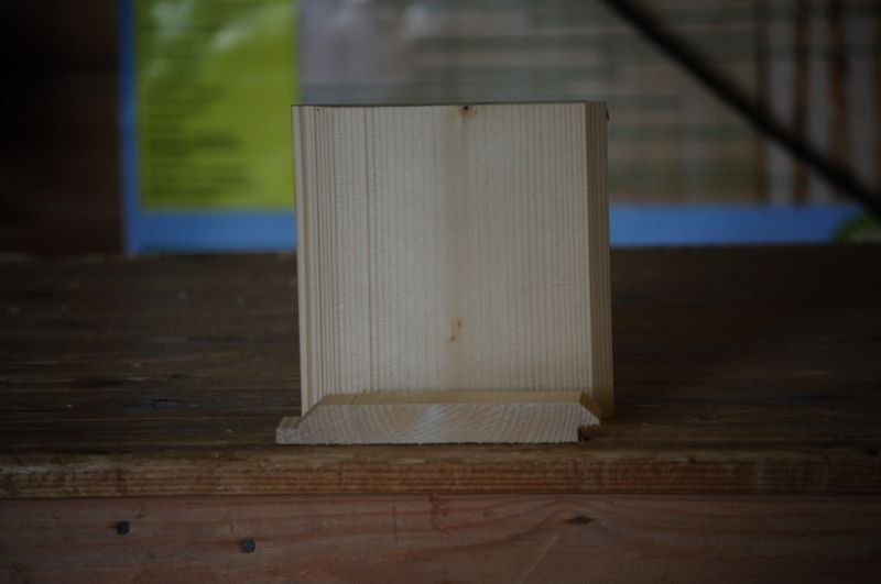 Puusta valmistettu paneeli