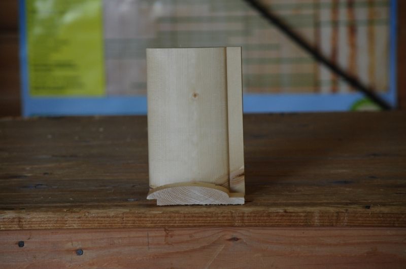 Pyöreäpintainen puupaneeli