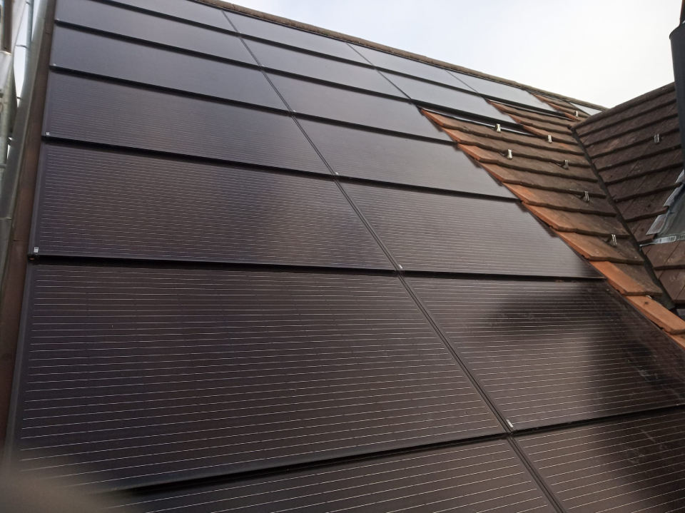 Solarenergieprojekt Alpenblickstrasse 15, Uster, Solar Energie Partner