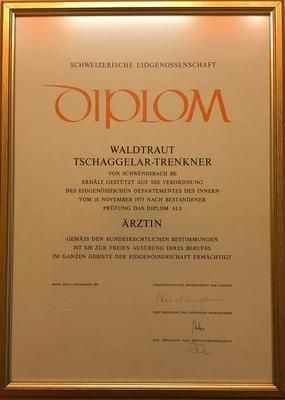Diplom Waldtraut Tschaggelar-Trenkner - Prüfung als Ärztin