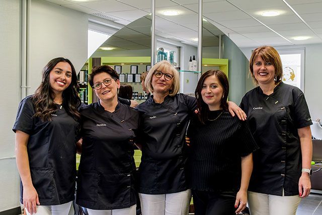 L'équipe du salon de coiffure