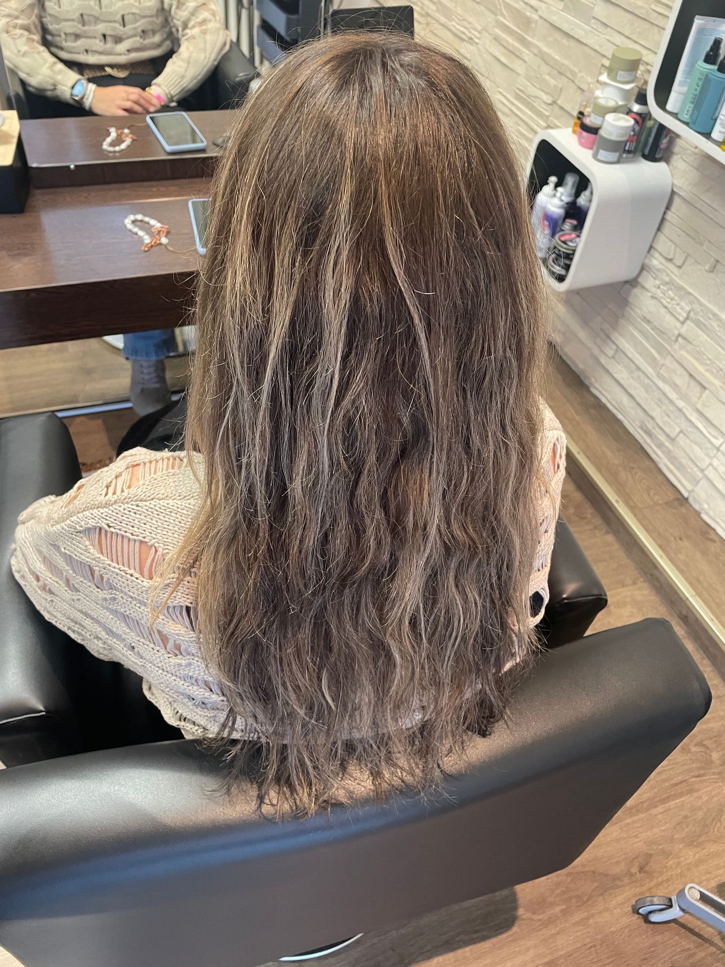 Haare einer Frau von hinten