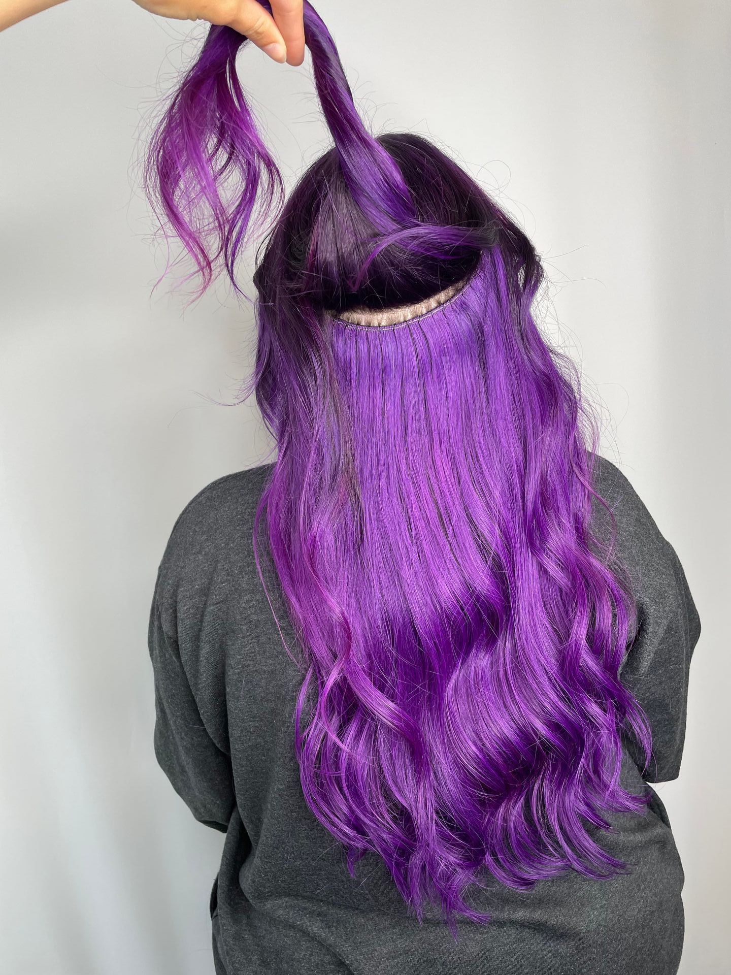 Haare einer Frau von hinten