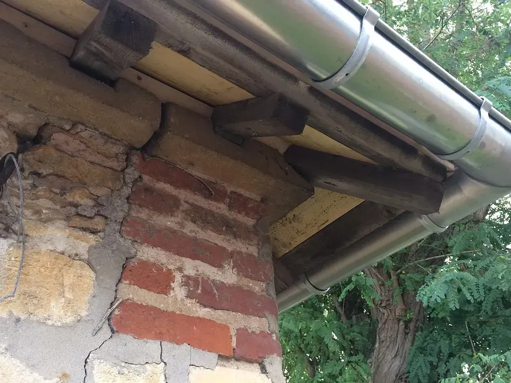 Nouvelle gouttière en zinc