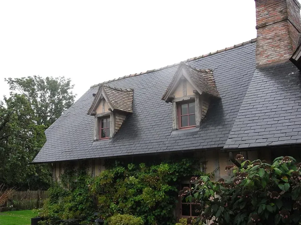 Toiture avec lucarnes