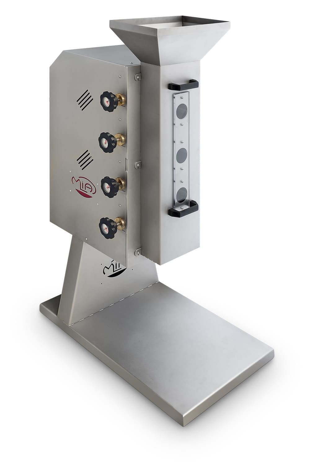 Eine Maschine aus Edelstahl steht auf einem Tisch vor weißem Hintergrund.