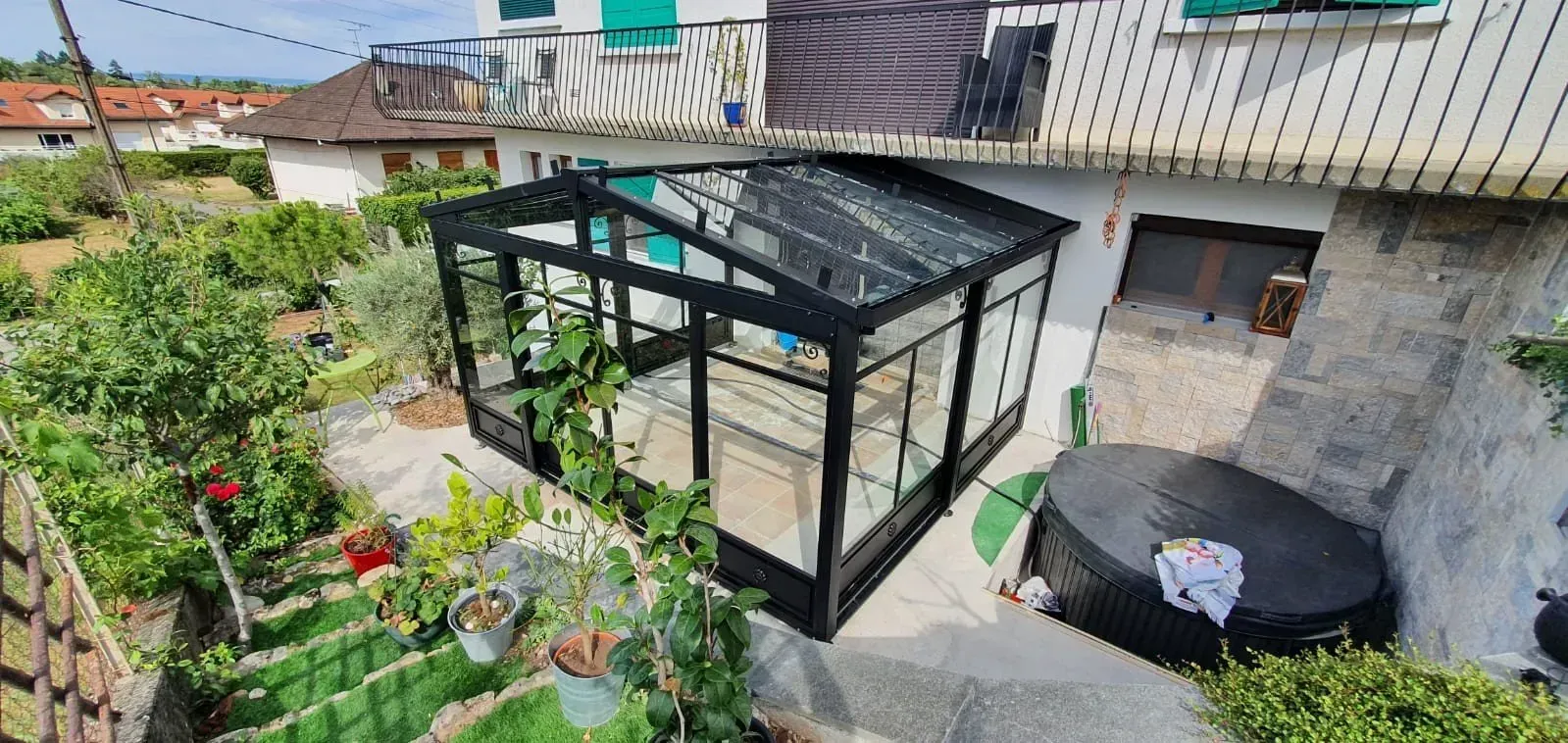 Jardin avec véranda