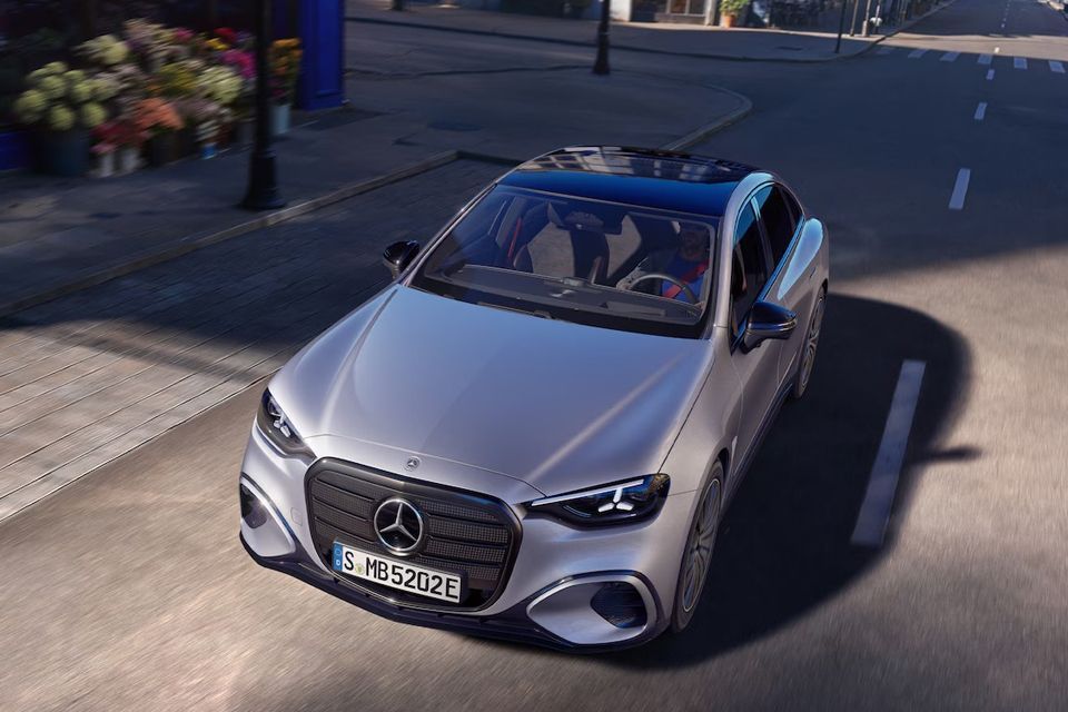 Mercedes-Benz Clase C eléctrico: la berlina que redefine su esencia