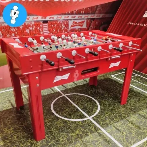 Alquiler de Futbolín Don Futbolín en color rojo con personalización de marca para el Mundial 2026 en Barcelona.