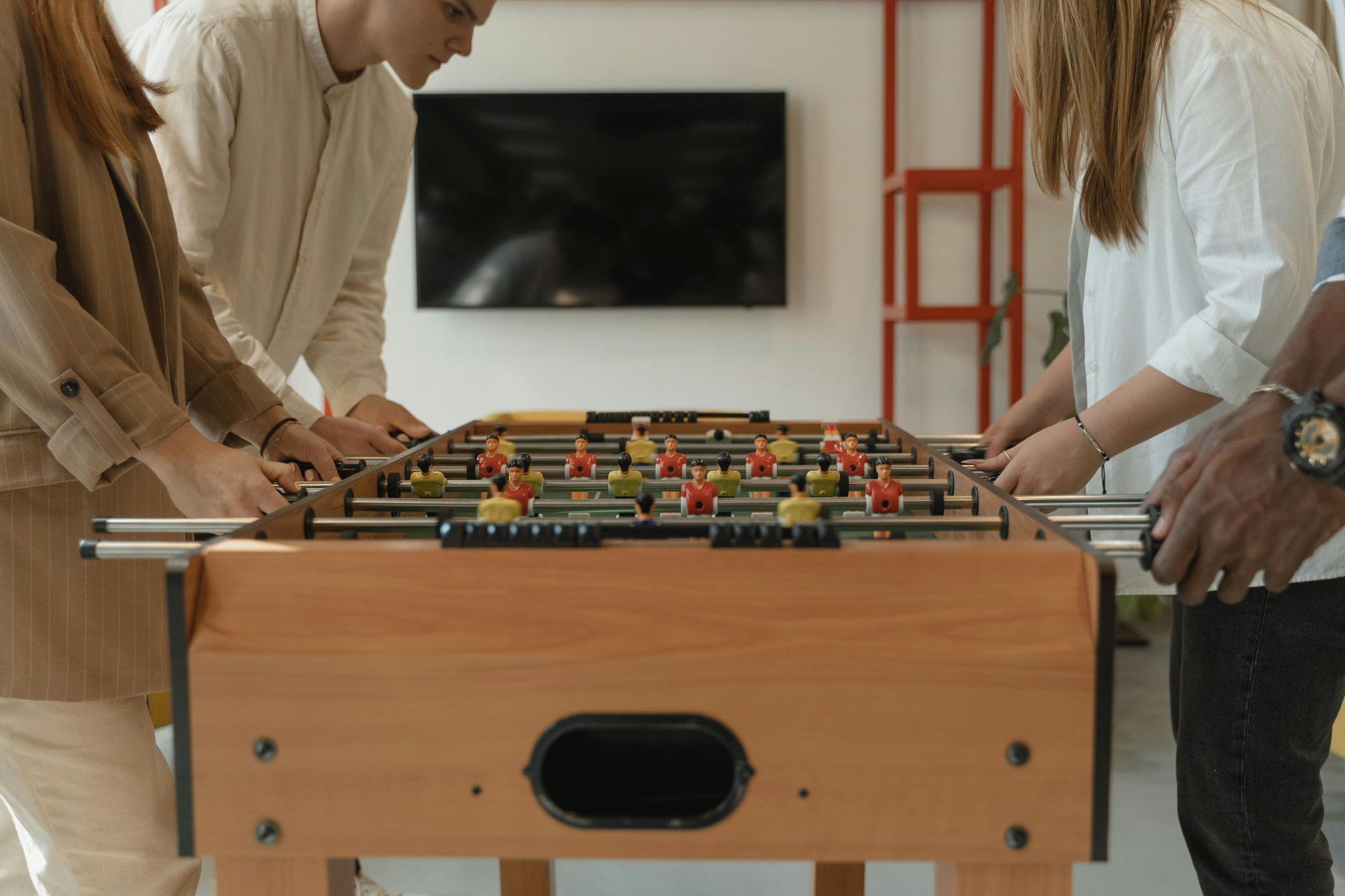  Alquiler de Futbolines para Eventos en Madrid y Barcelona