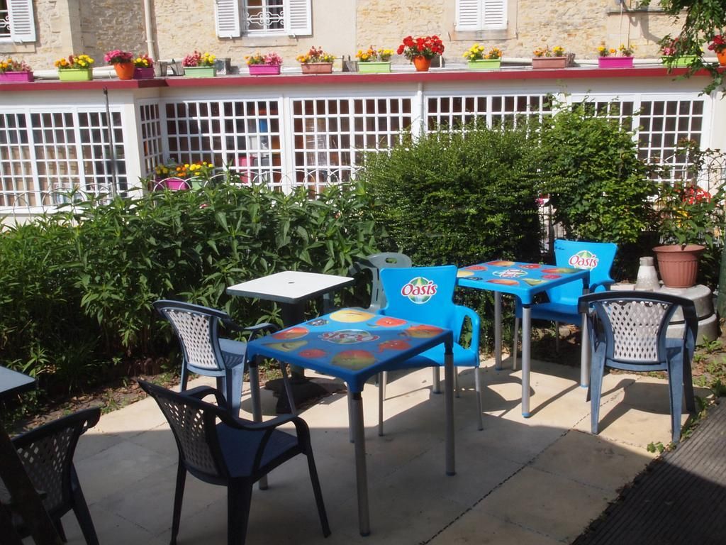 Table en terrasse