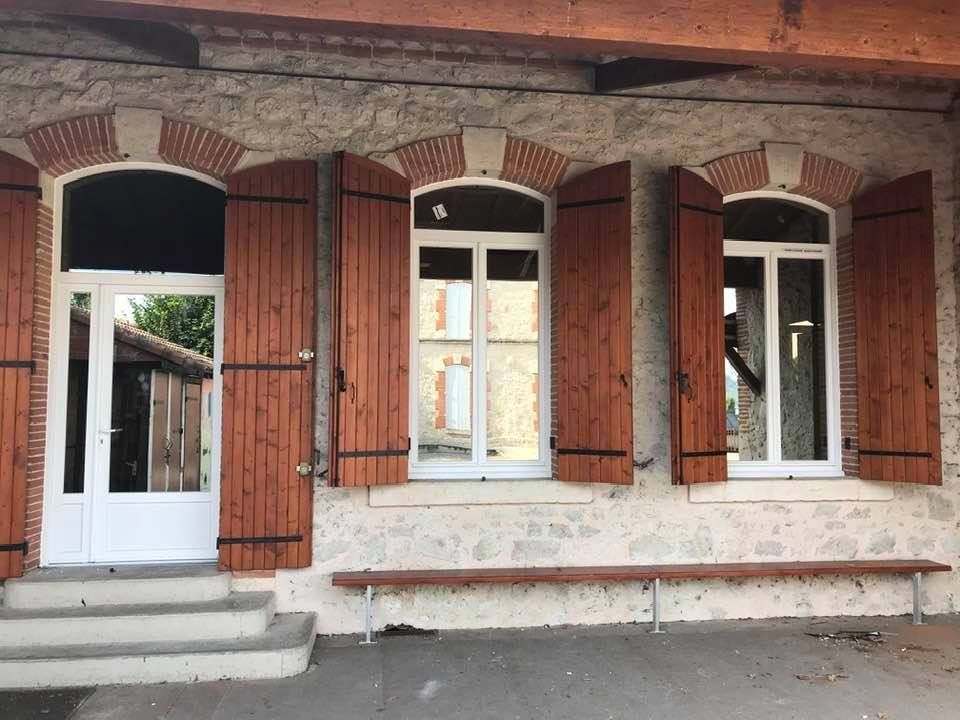 Pose volet bois porte et fenêtres