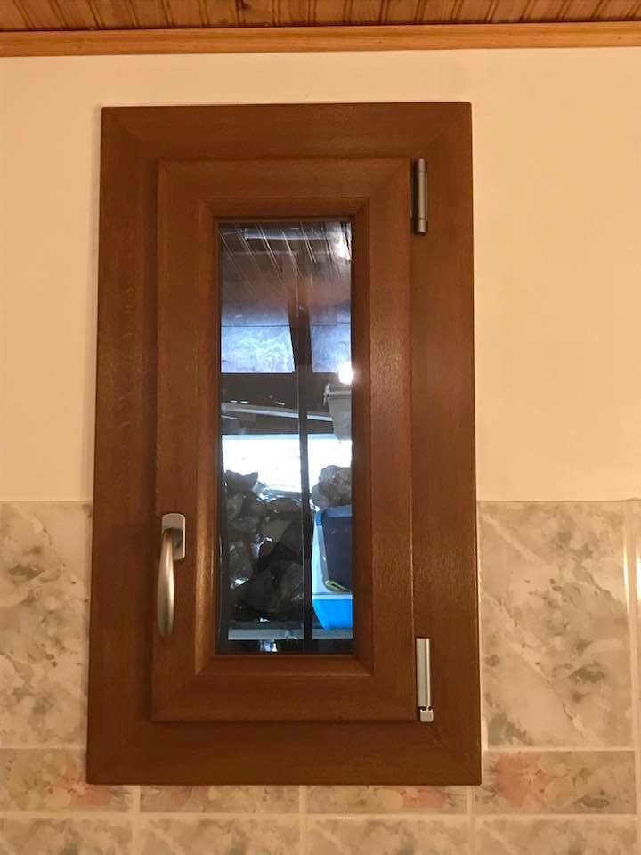 Pose petite menuiserie